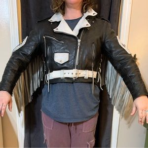 Vintage women’s cropped AND fringed thick leather jacket